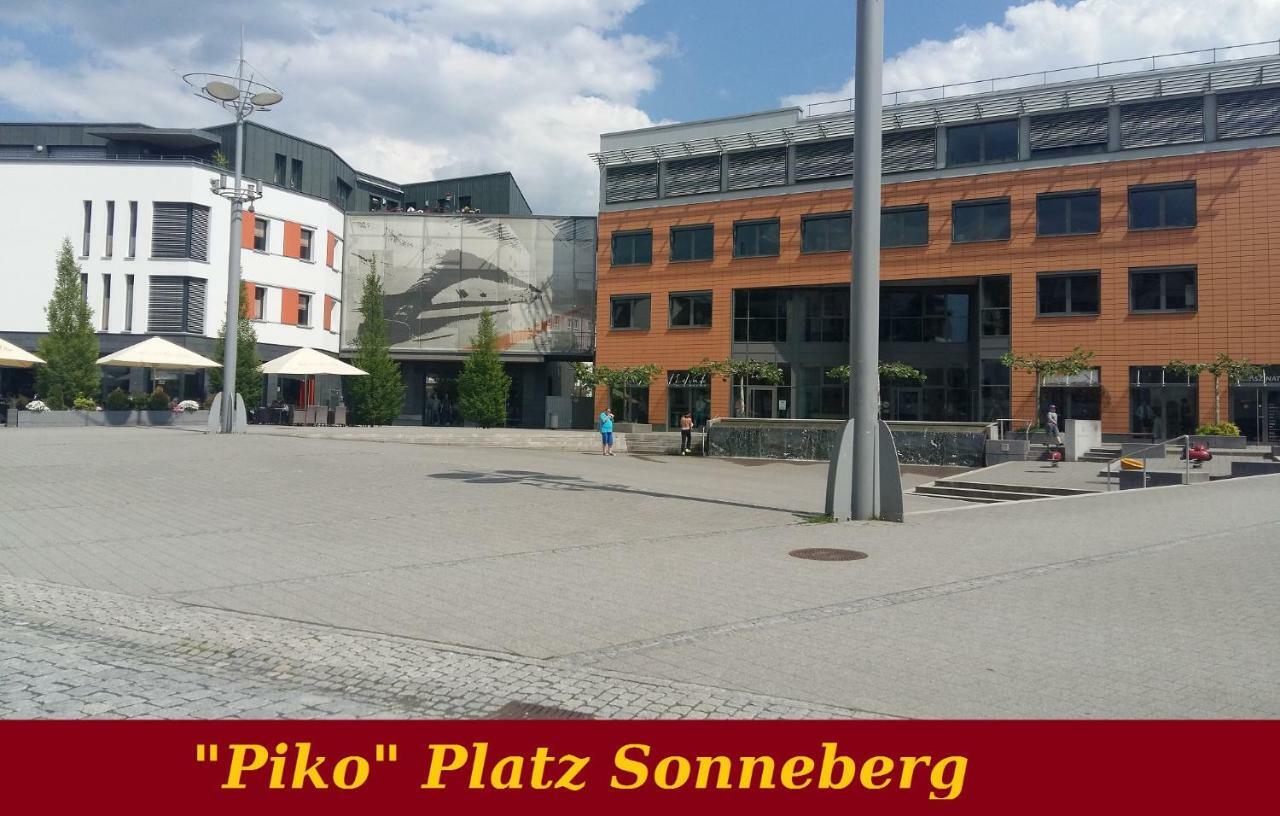 Pension Am Piko-Platz Sonneberg Exterior photo